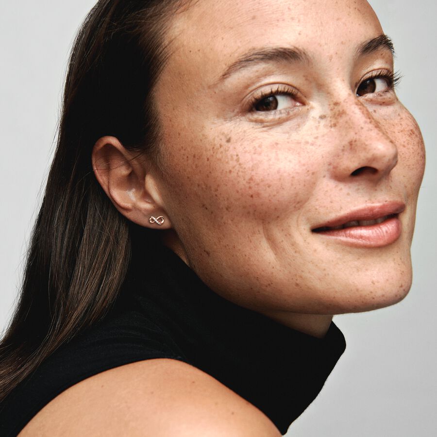 Brincos Espigão Brilho Infinito